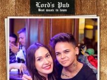 Voie bună la Lord's Pub