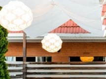 Voie bună la Vine Summer Garden & Grill