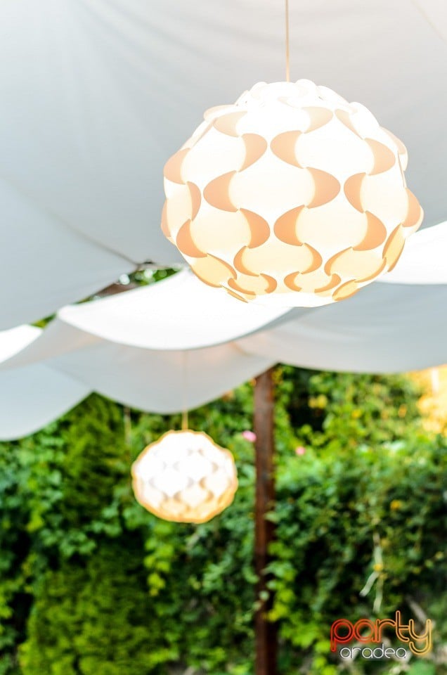 Voie bună la Vine Summer Garden & Grill, Vine Summer Garden & Grill