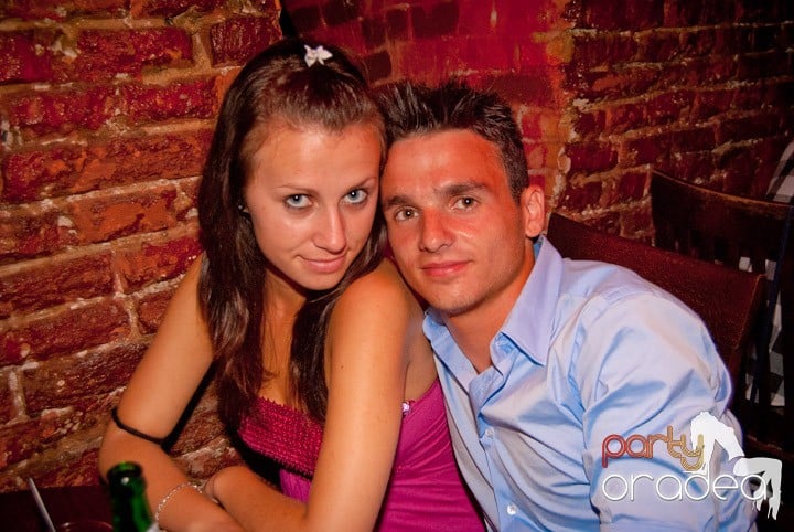 Voie bună, miercuri în Club Escape, 