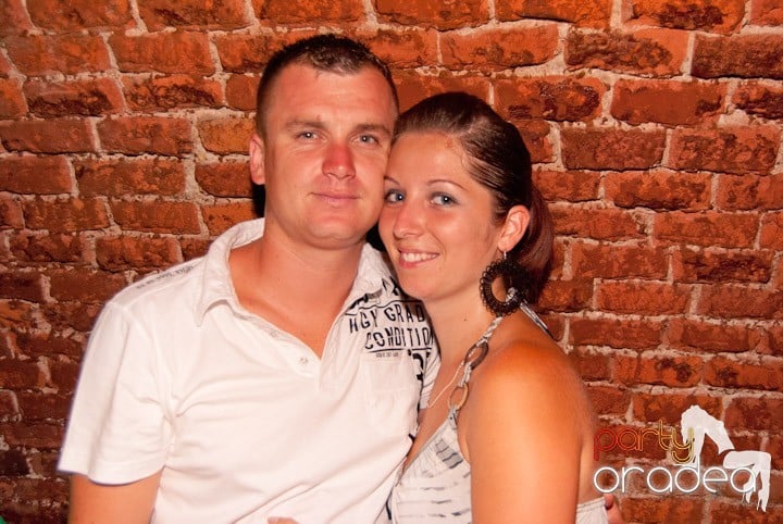 Voie bună, miercuri în Club Escape, 