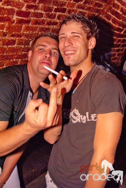 Voie bună, miercuri în Club Escape, 