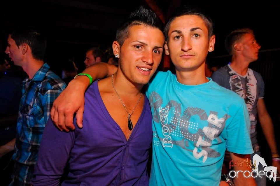 VV Attila şi VV Olivér în Disco Faház, 