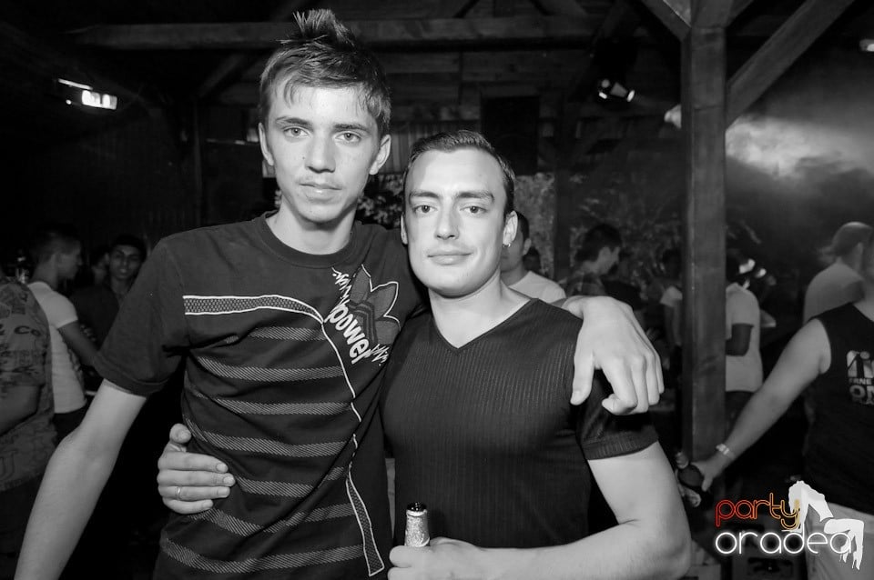 VV Attila şi VV Olivér în Disco Faház, 