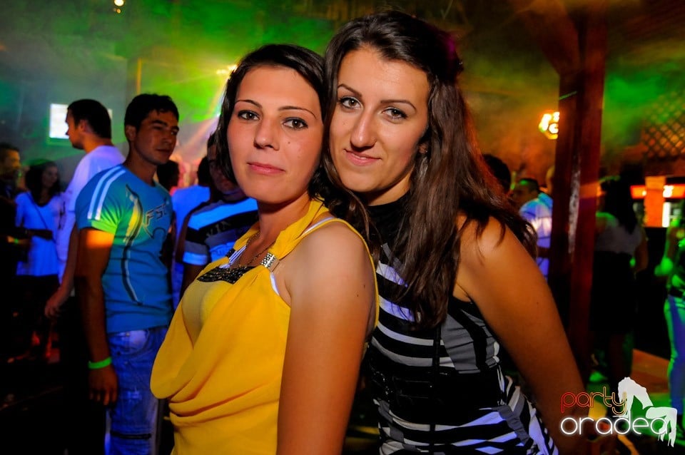 VV Attila şi VV Olivér în Disco Faház, 