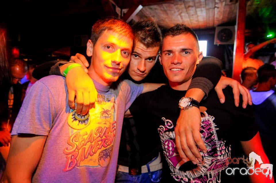 VV Attila şi VV Olivér în Disco Faház, 