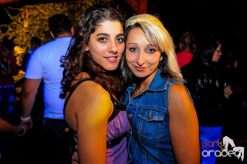 VV Attila şi VV Olivér în Disco Faház, 