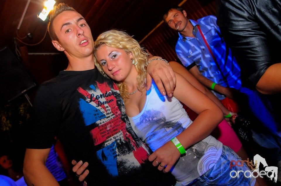 VV Attila şi VV Olivér în Disco Faház, 