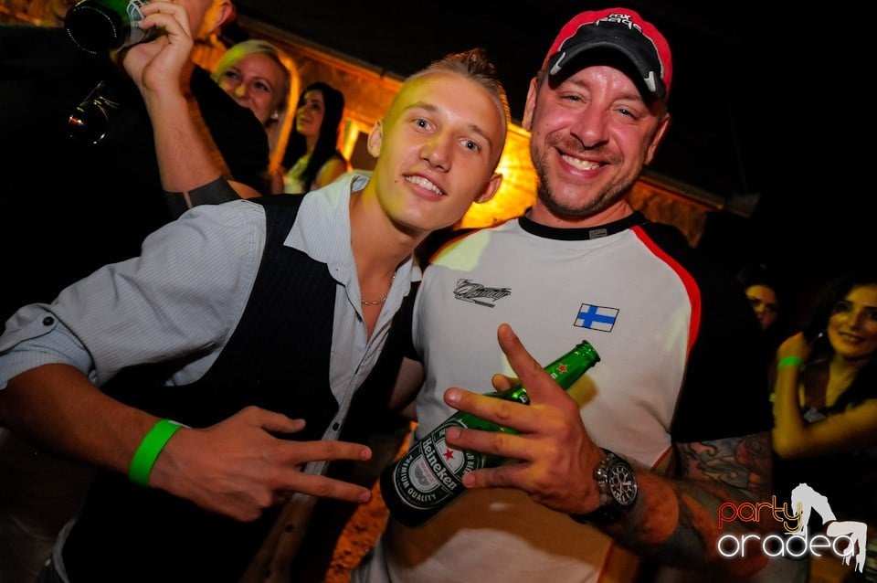 VV Attila şi VV Olivér în Disco Faház, 