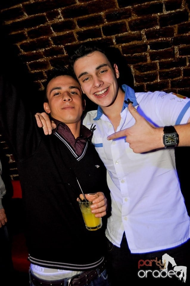 We Like to Party în Club Escape, 