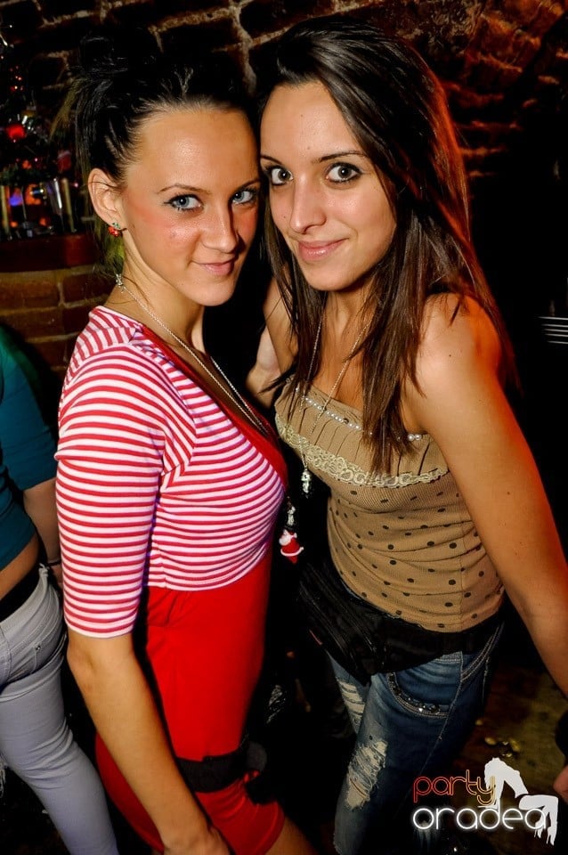 We Like to Party în Club Escape, 