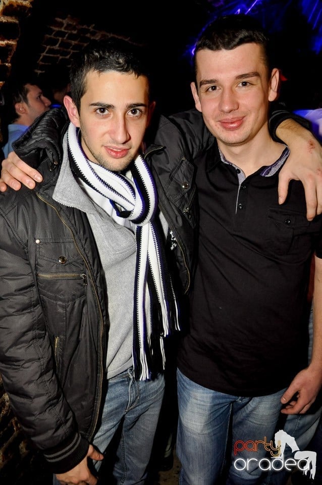 We Like to Party în Club Escape, 