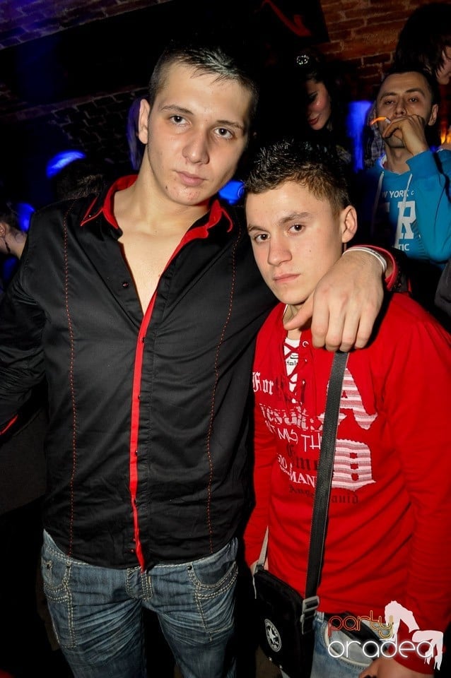 We Like to Party în Club Escape, 