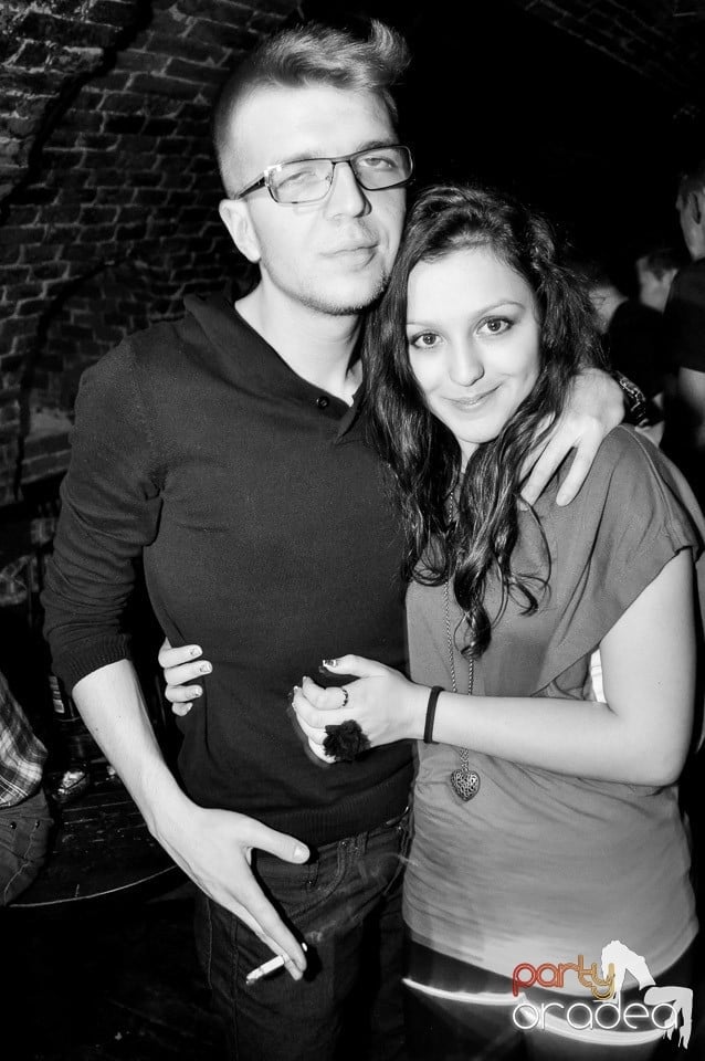 We Like to Party în Club Escape, 