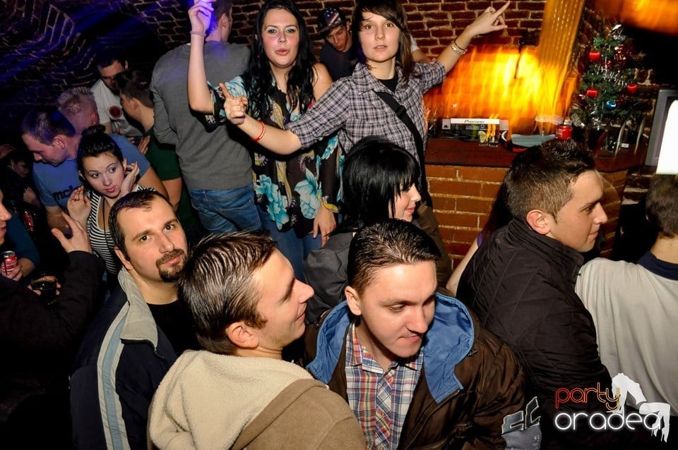 We Like to Party în Club Escape, 