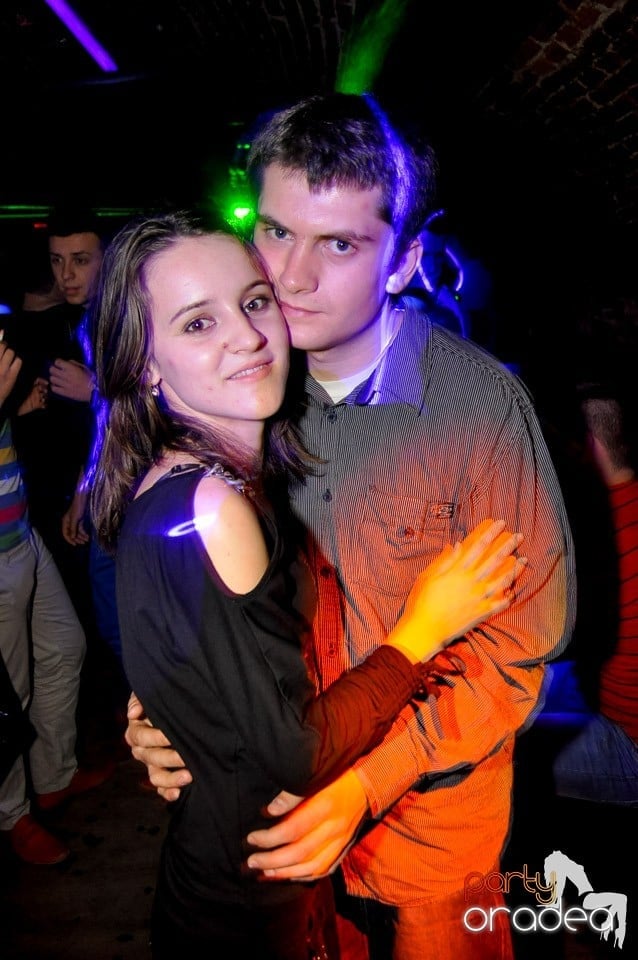 We Like to Party în Club Escape, 