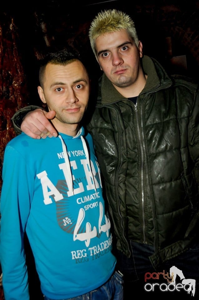 We Like to Party în Club Escape, 