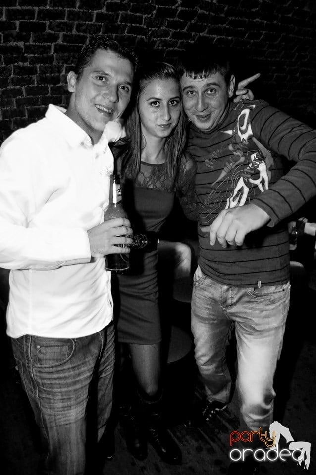 We Like to Party în Club Escape, 