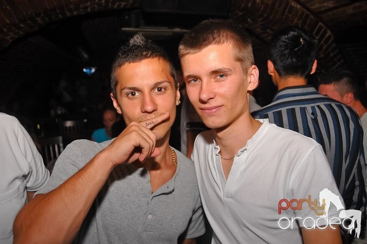 Wednesday Party @ Escape, 