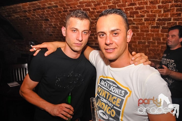 Wednesday Party @ Escape, 