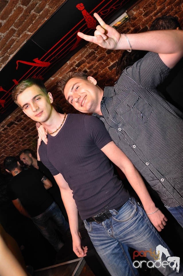 Wednesday party în Escape, 