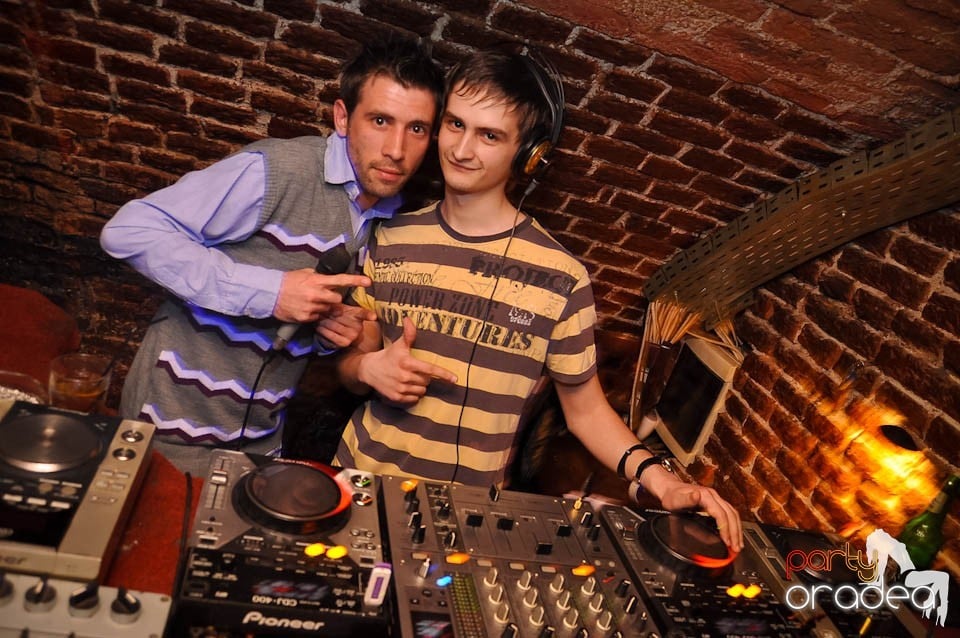 Wednesday party în Escape, 