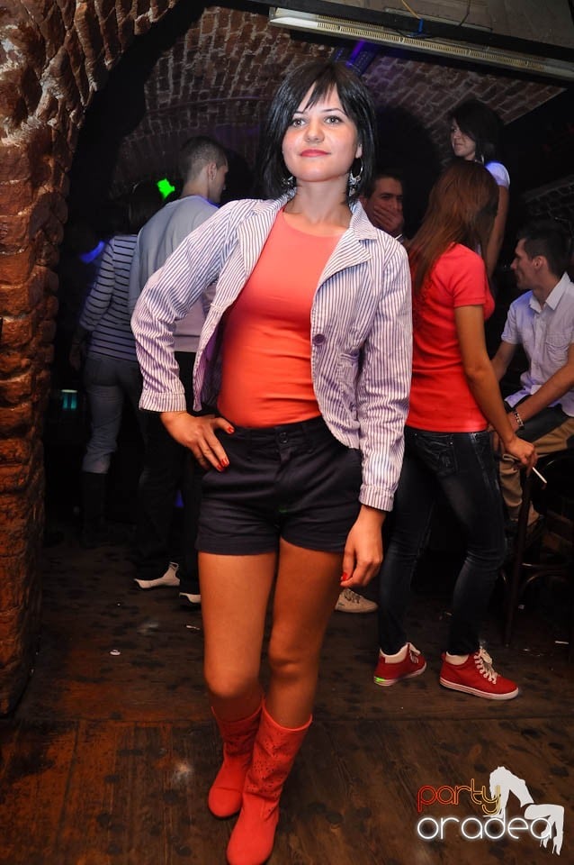 Wednesday party în Escape, 