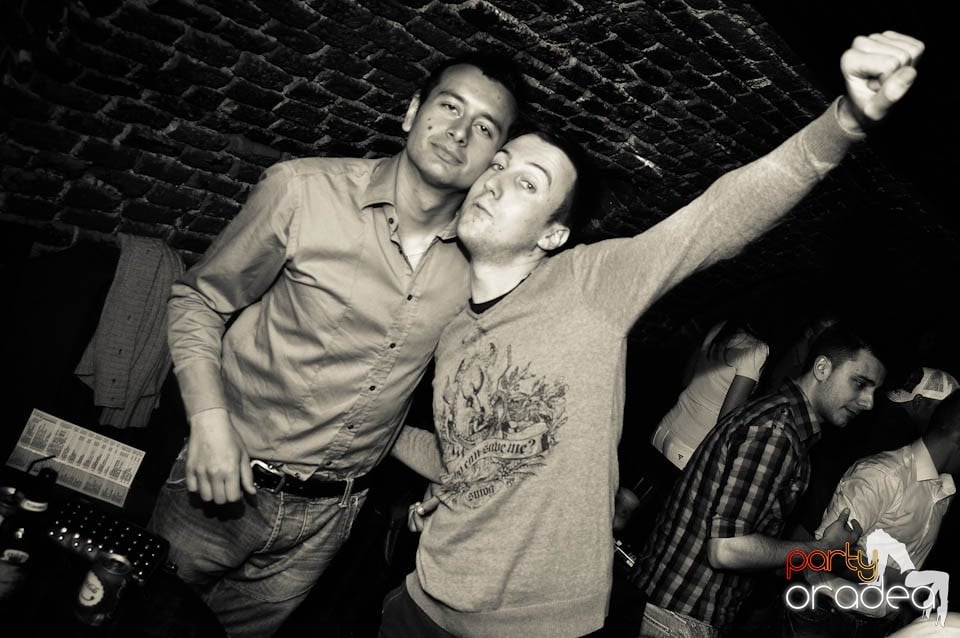 Wednesday party în Escape, 