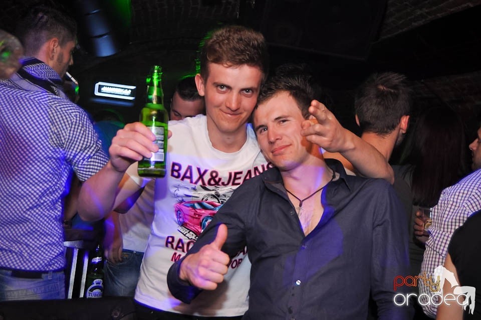 Wednesday party în Escape, 