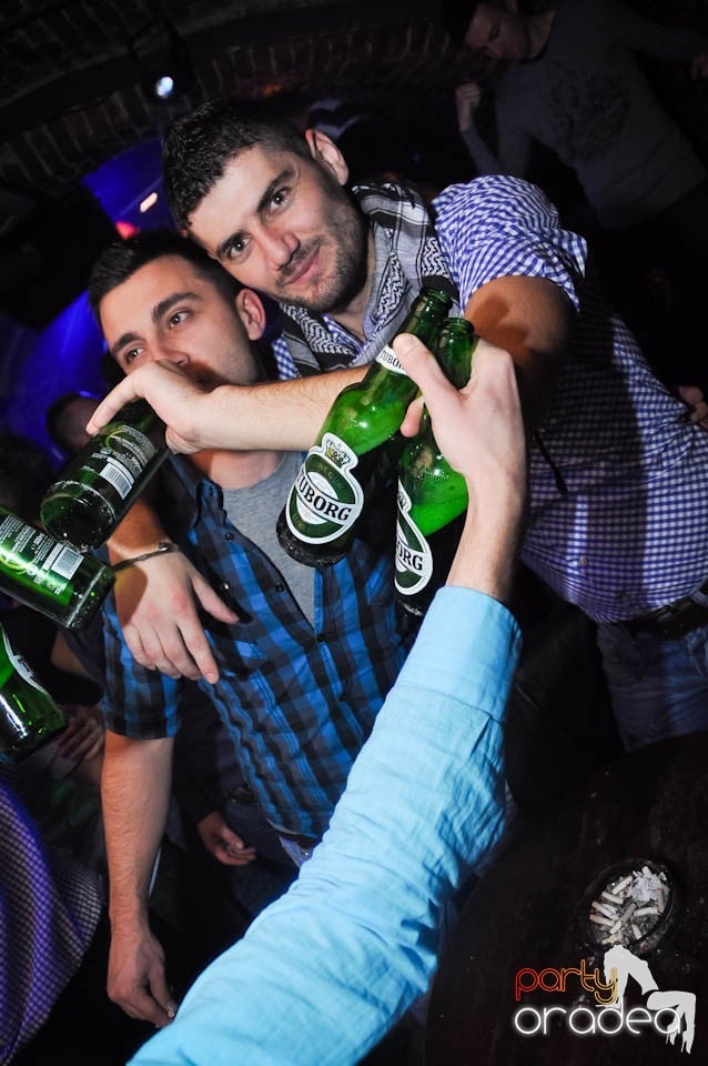 Wednesday party în Escape, 