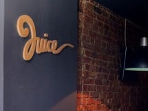 Weekend în Juice