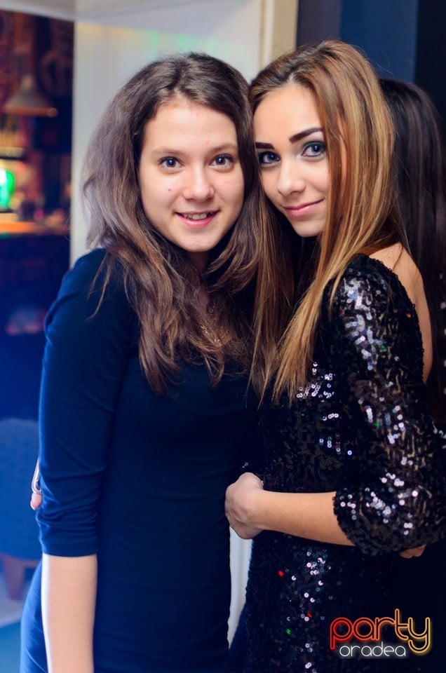 Weekend în Juice, Juice