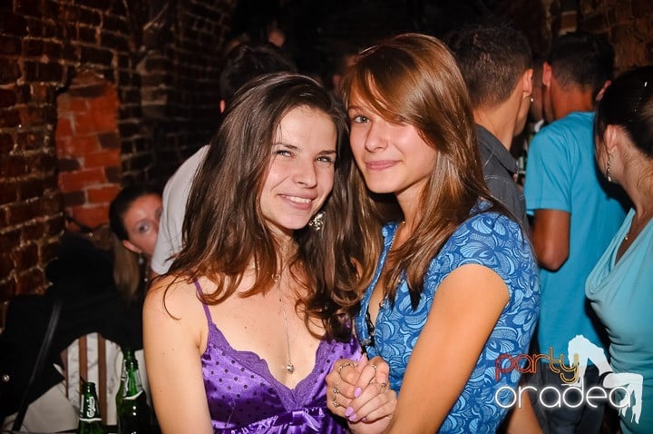 Weekend incendiar în Escape, 