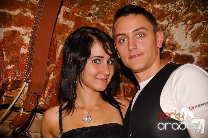 Weekend incendiar în Escape, 