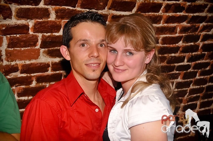 Weekend incendiar în Escape, 