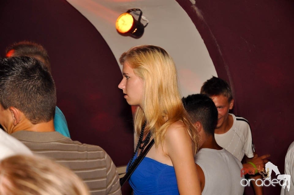 Weekend Party în Club Atti's, 