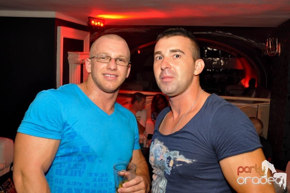 Weekend Party în Club Atti's, 