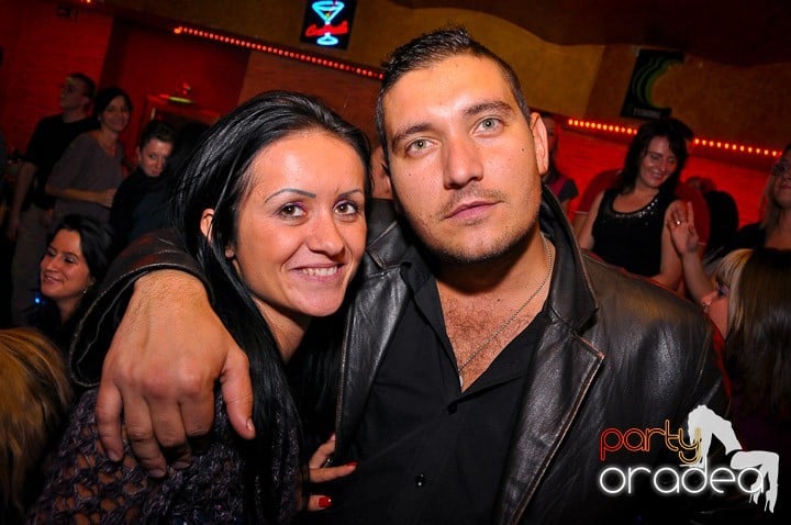 Weekend-ul începe în Downtown, 