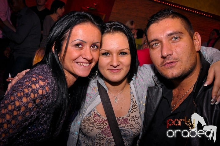 Weekend-ul începe în Downtown, 