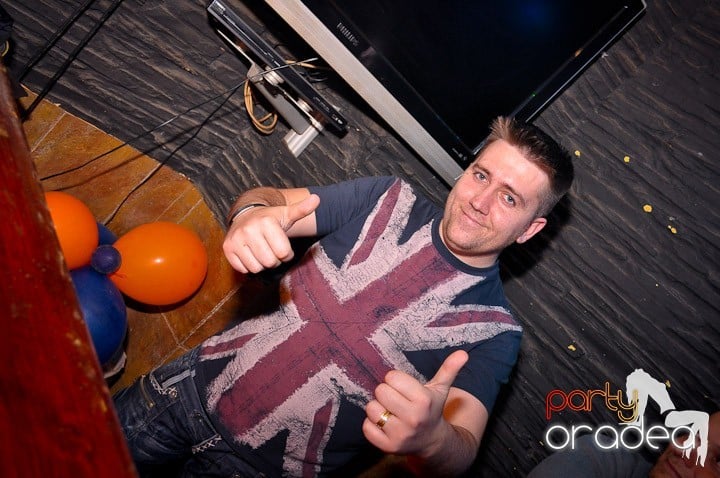 Weekend-ul începe în Downtown, 