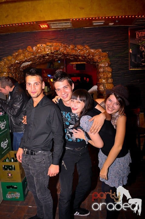 Weekend-ul începe în Downtown, 