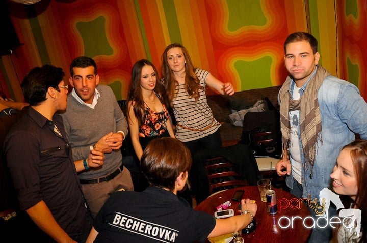 Weekend-ul începe în Juice, Juice