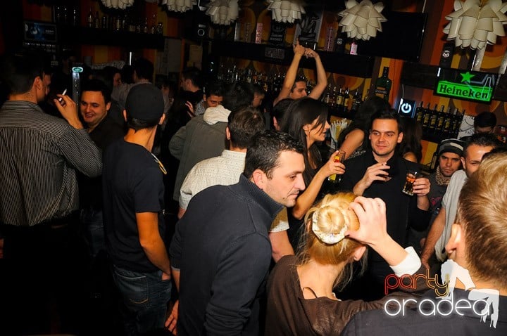 Weekend-ul începe în Juice, Juice