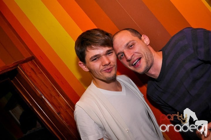 Weekend-ul începe în Juice, Juice