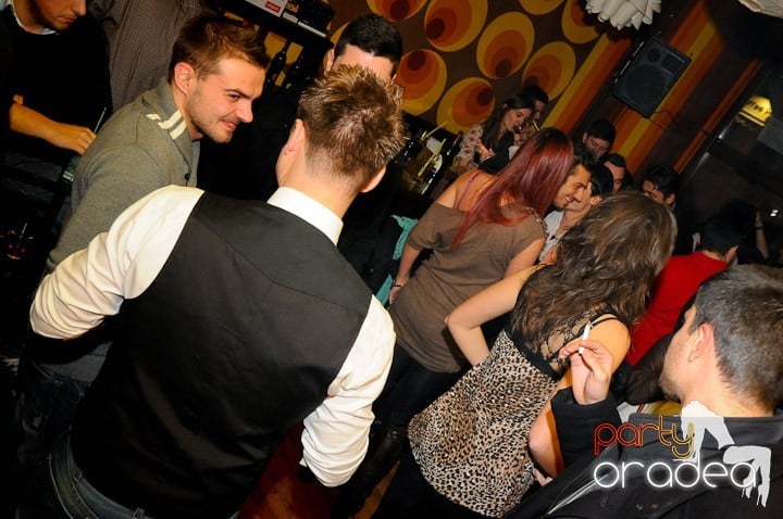 Weekend-ul începe în Juice, Juice