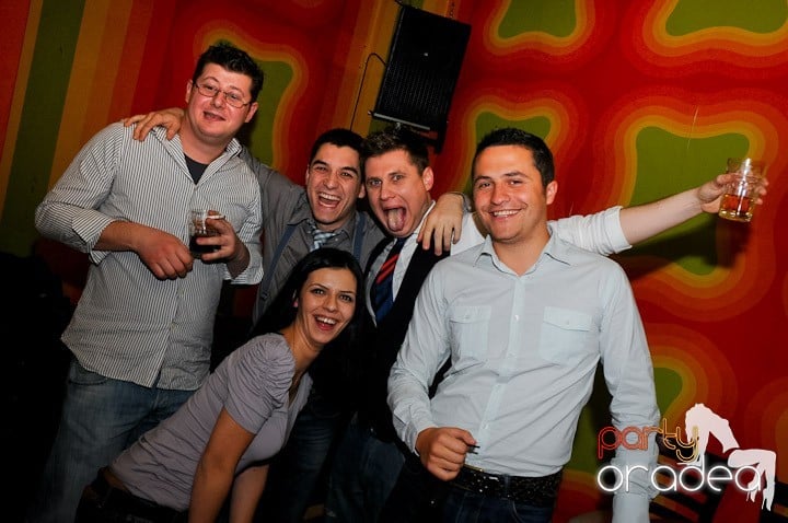 Weekend-ul începe în Juice, Juice