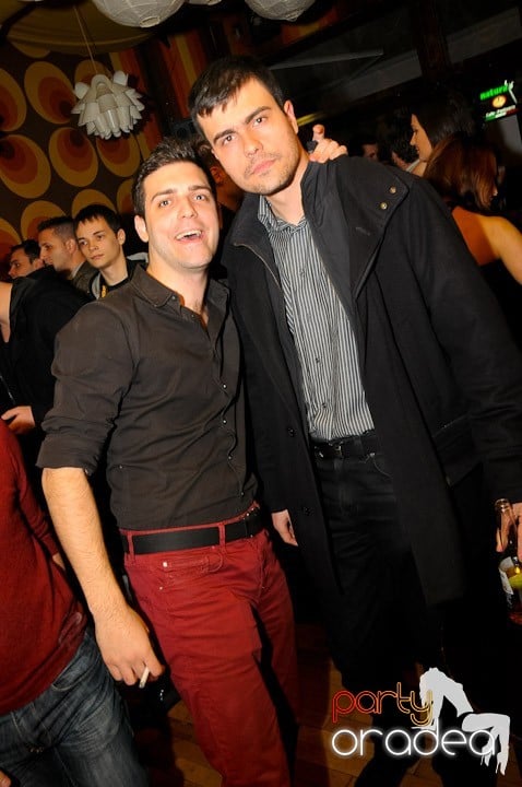 Weekend-ul începe în Juice, Juice