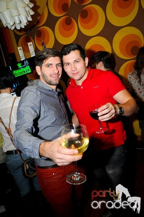 Weekend-ul începe în Juice, Juice