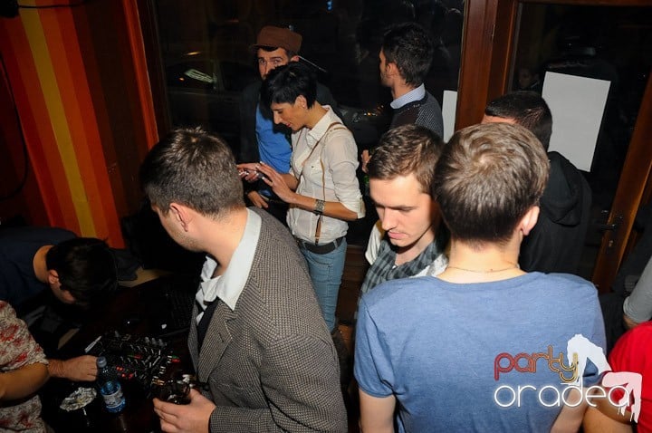 Weekend-ul începe în Juice, Juice