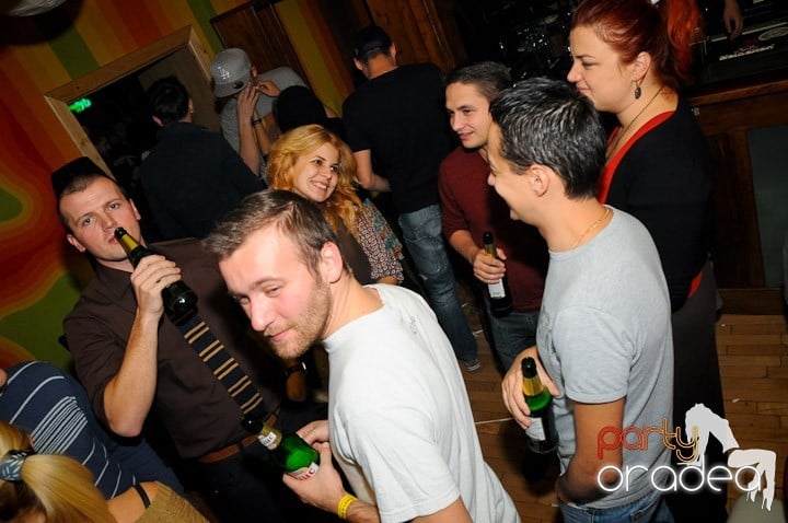 Weekend-ul începe în Juice, Juice